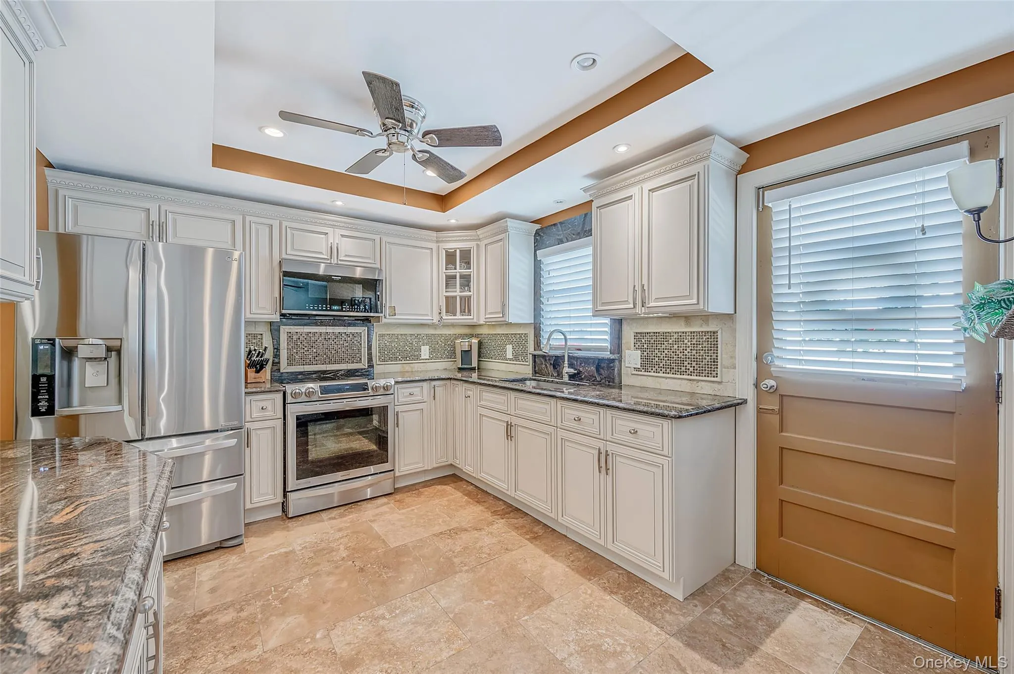 201 Oakland Avenue, Babylon, NY, 6 Bedrooms Bedrooms, 11 Rooms Rooms,3 BathroomsBathrooms,Residential,For Rent,Oakland,0,KEY933959 201 Oakland Avenue, Babylon, NY, 6 Bedrooms Bedrooms, 11 Rooms Rooms,3 BathroomsBathrooms,Residential,For Rent,Oakland,0,KEY933959