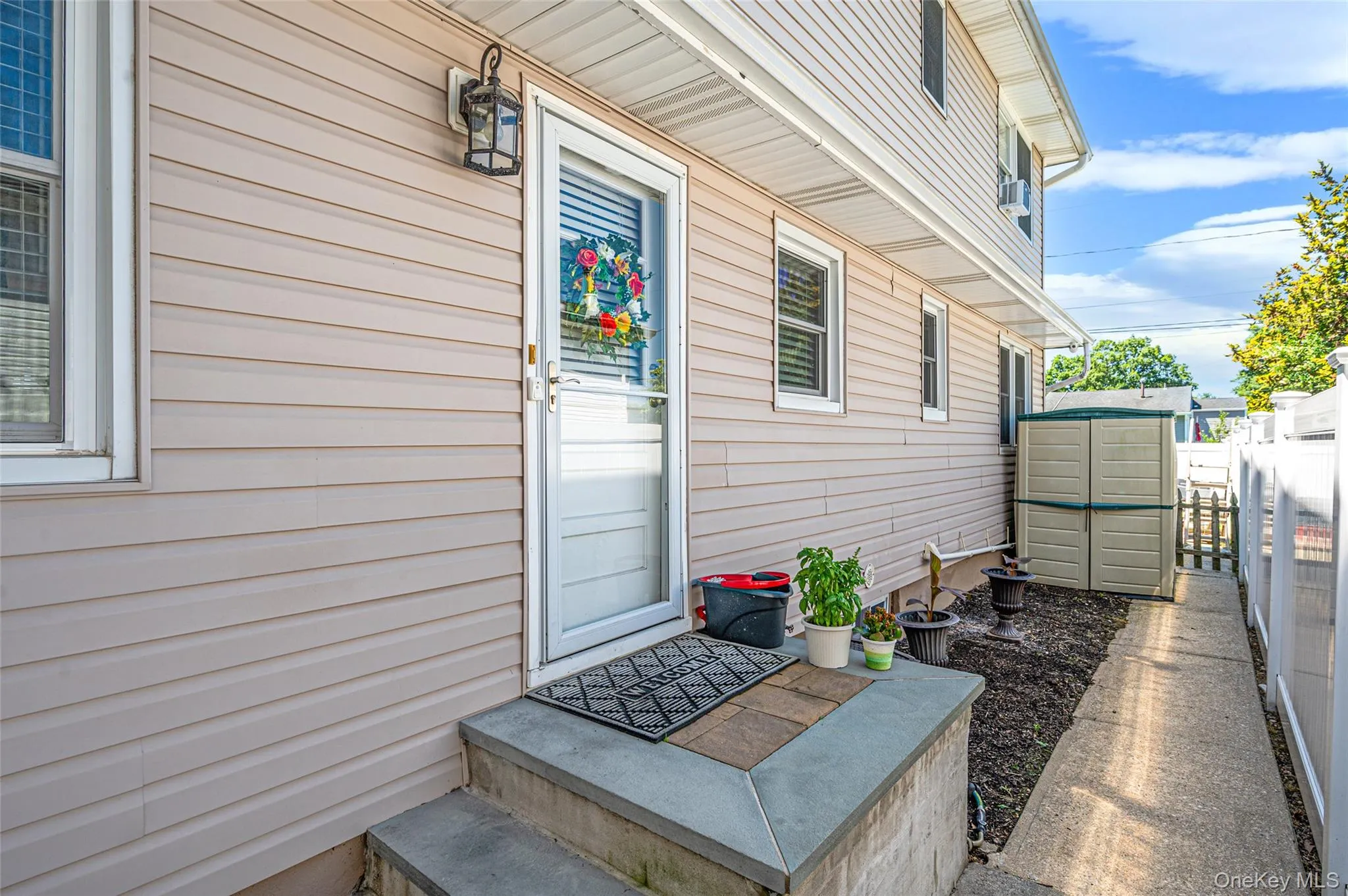 201 Oakland Avenue, Babylon, NY, 6 Bedrooms Bedrooms, 11 Rooms Rooms,3 BathroomsBathrooms,Residential,For Rent,Oakland,0,KEY933959 201 Oakland Avenue, Babylon, NY, 6 Bedrooms Bedrooms, 11 Rooms Rooms,3 BathroomsBathrooms,Residential,For Rent,Oakland,0,KEY933959