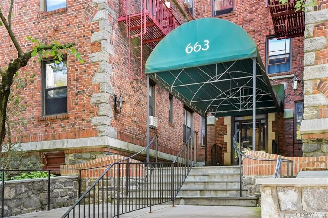 663 Locust Street, Mount Vernon, NY, 1 Bedroom Bedrooms, 3 Rooms Rooms,1 BathroomBathrooms,Residential Lease,Idx,Locust,0,933989 663 Locust Street, Mount Vernon, NY, 1 Bedroom Bedrooms, 3 Rooms Rooms,1 BathroomBathrooms,Residential Lease,Idx,Locust,0,933989