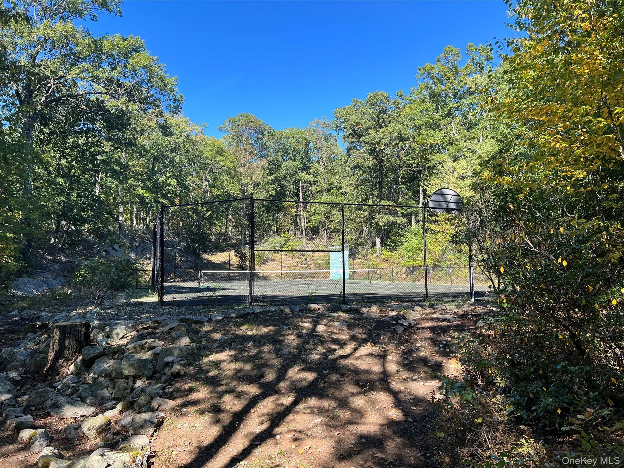 Private tennis court Private tennis court