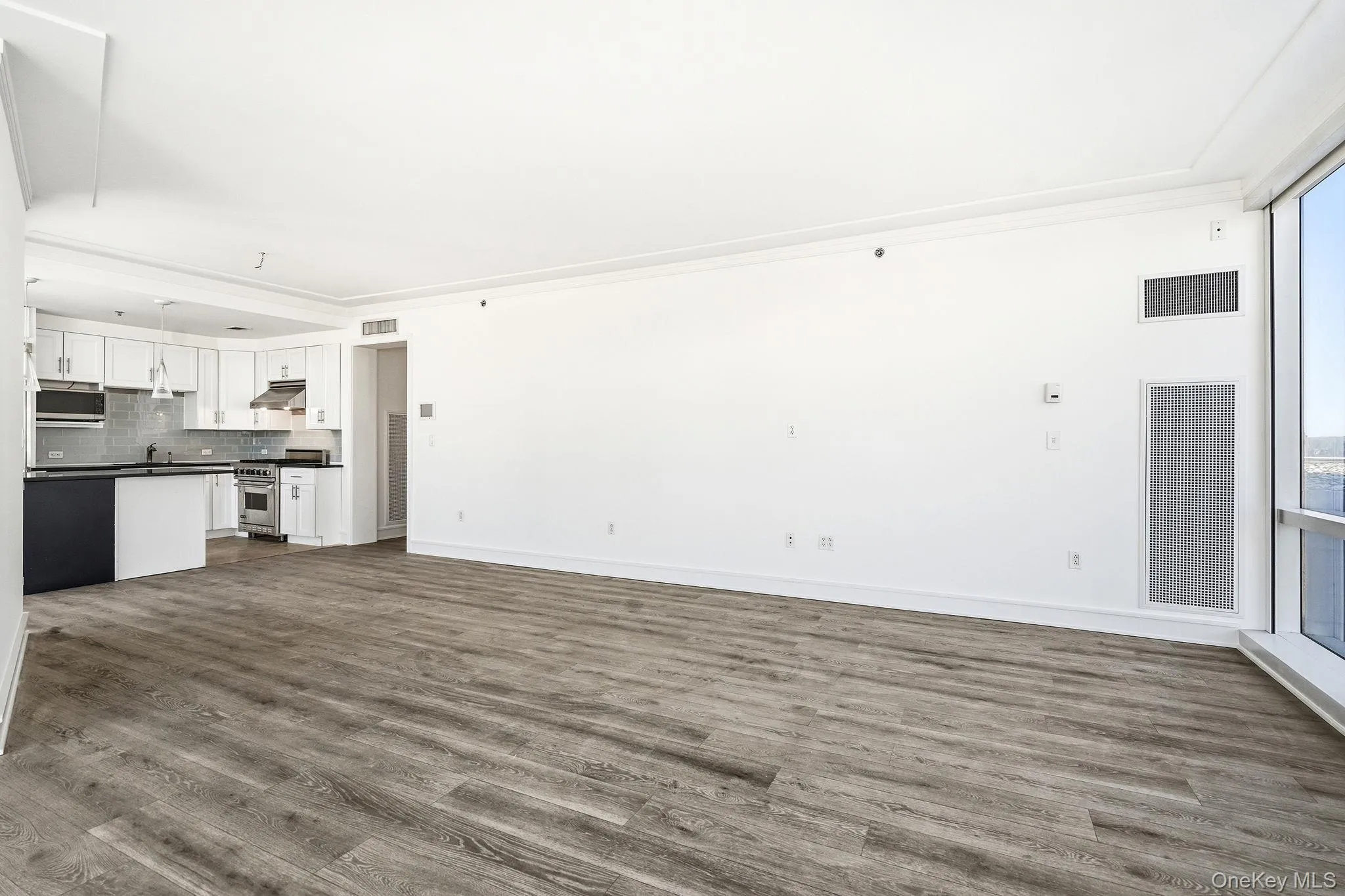 1 Renaissance Square, White Plains, NY, 3 Bedrooms Bedrooms, 6 Rooms Rooms,3 BathroomsBathrooms,Residential,For Rent,Renaissance,0,934156 1 Renaissance Square, White Plains, NY, 3 Bedrooms Bedrooms, 6 Rooms Rooms,3 BathroomsBathrooms,Residential,For Rent,Renaissance,0,934156