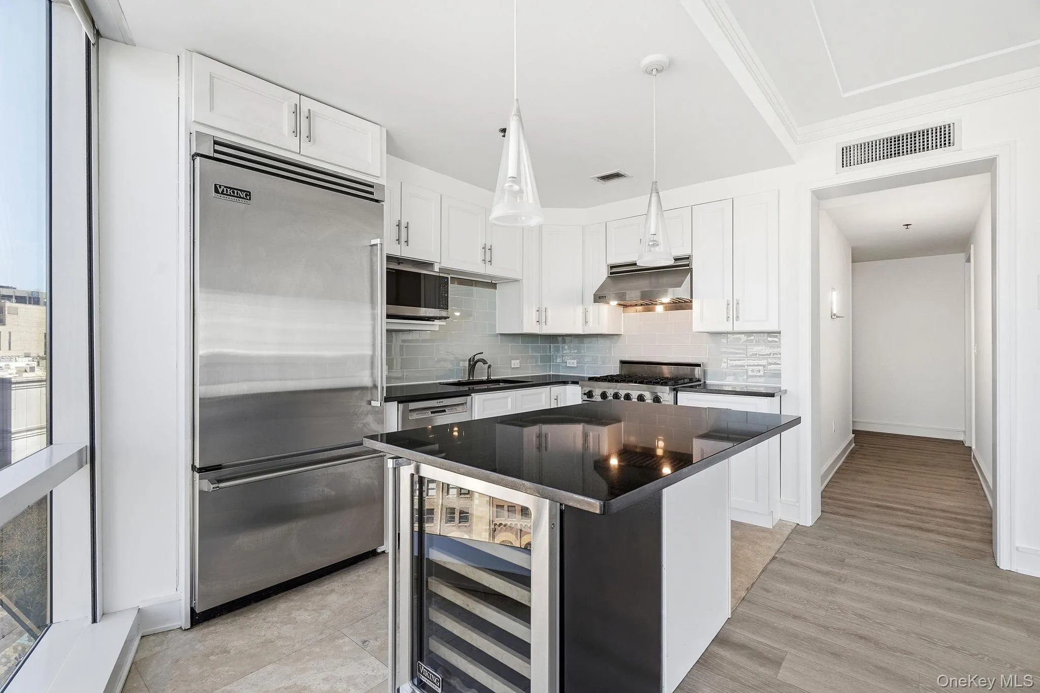 1 Renaissance Square, White Plains, NY, 3 Bedrooms Bedrooms, 6 Rooms Rooms,3 BathroomsBathrooms,Residential,For Rent,Renaissance,0,934156 1 Renaissance Square, White Plains, NY, 3 Bedrooms Bedrooms, 6 Rooms Rooms,3 BathroomsBathrooms,Residential,For Rent,Renaissance,0,934156