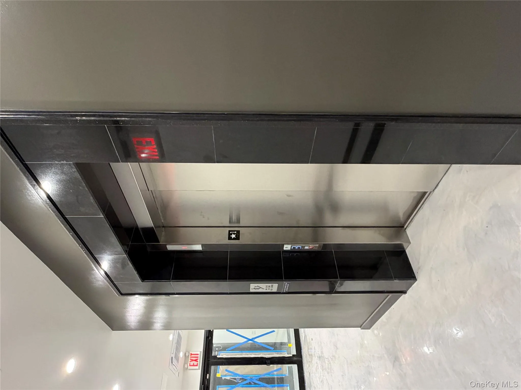 Elevator featuring recessed lighting Elevator featuring recessed lighting