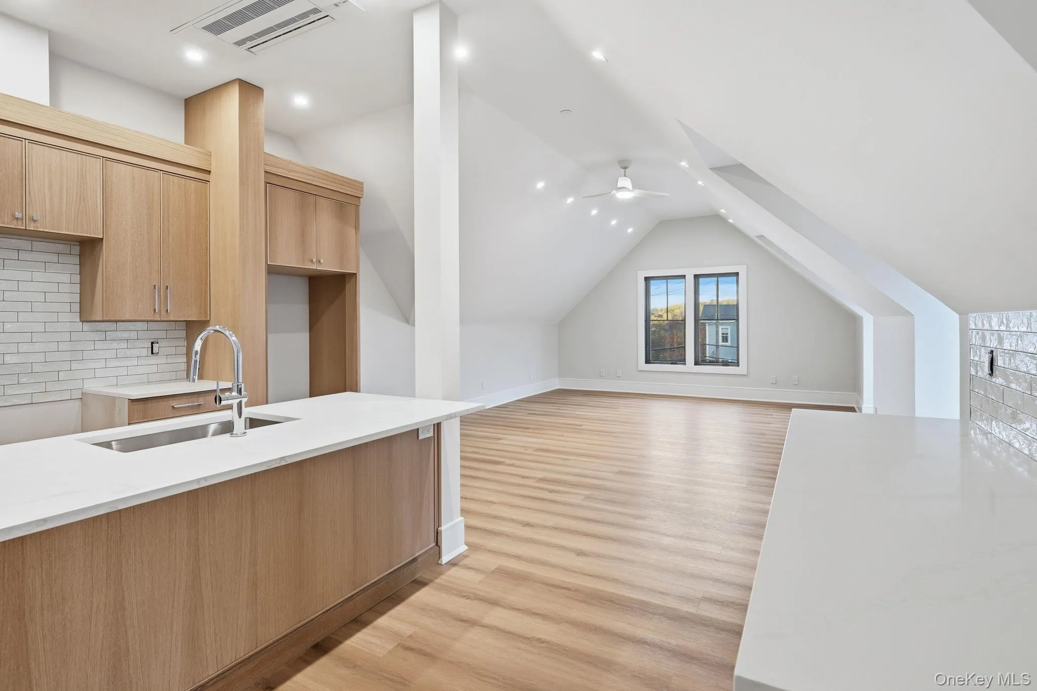 34 Clinton Avenue, Greenburgh, NY, 2 Bedrooms Bedrooms, 5 Rooms Rooms,2 BathroomsBathrooms,Residential Lease,Idx,Clinton,0,934243 34 Clinton Avenue, Greenburgh, NY, 2 Bedrooms Bedrooms, 5 Rooms Rooms,2 BathroomsBathrooms,Residential Lease,Idx,Clinton,0,934243