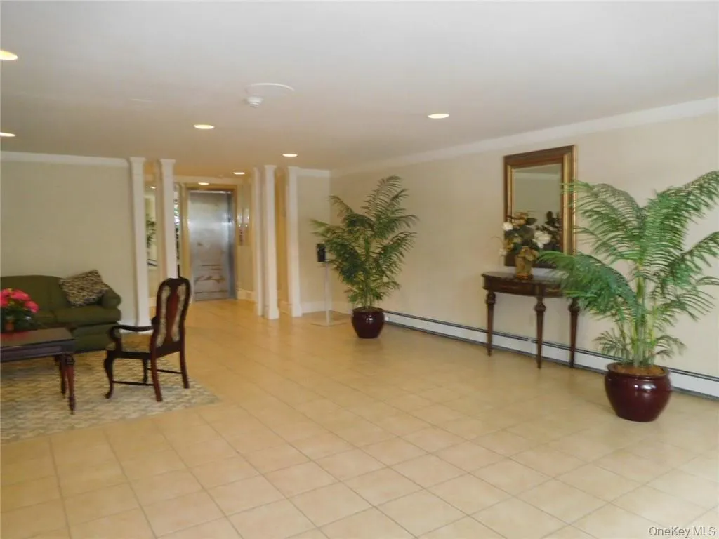 Lobby of 2 Consulate Lobby of 2 Consulate