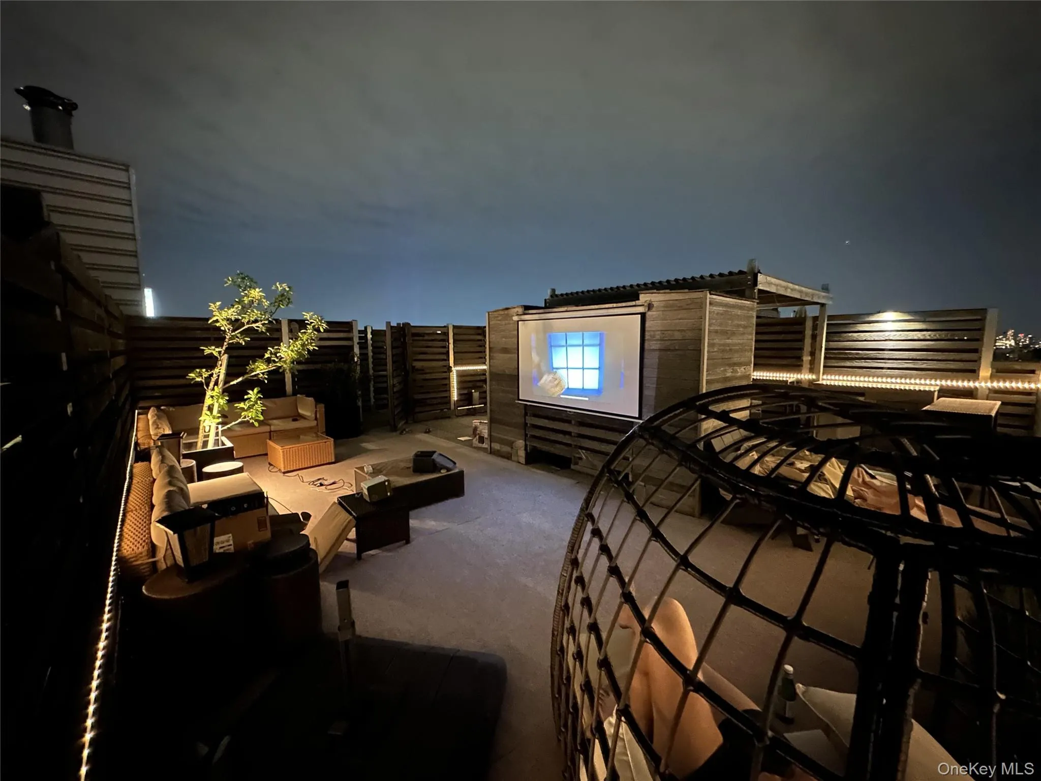 11-02 49th Avenue, New York, NY, 2 Bedrooms Bedrooms, 5 Rooms Rooms,2 BathroomsBathrooms,Residential,For Rent,49th,0,934247 11-02 49th Avenue, New York, NY, 2 Bedrooms Bedrooms, 5 Rooms Rooms,2 BathroomsBathrooms,Residential,For Rent,49th,0,934247