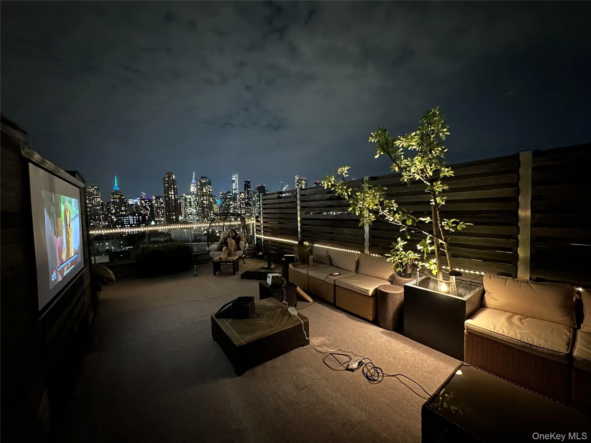 11-02 49th Avenue, New York, NY, 2 Bedrooms Bedrooms, 5 Rooms Rooms,2 BathroomsBathrooms,Residential,For Rent,49th,0,934247 11-02 49th Avenue, New York, NY, 2 Bedrooms Bedrooms, 5 Rooms Rooms,2 BathroomsBathrooms,Residential,For Rent,49th,0,934247