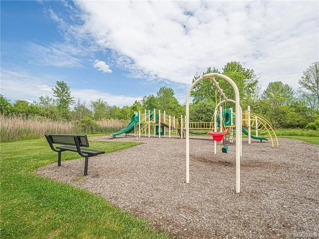 255 Homestead Village Drive, Warwick (town), NY, 2 Bedrooms Bedrooms, 7 Rooms Rooms,1 BathroomBathrooms,Residential Lease,Idx,Homestead Village,0,934285 255 Homestead Village Drive, Warwick (town), NY, 2 Bedrooms Bedrooms, 7 Rooms Rooms,1 BathroomBathrooms,Residential Lease,Idx,Homestead Village,0,934285