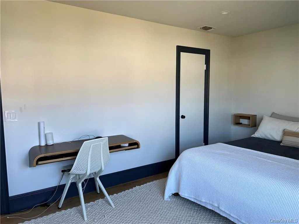 Bedroom #1 Bedroom #1