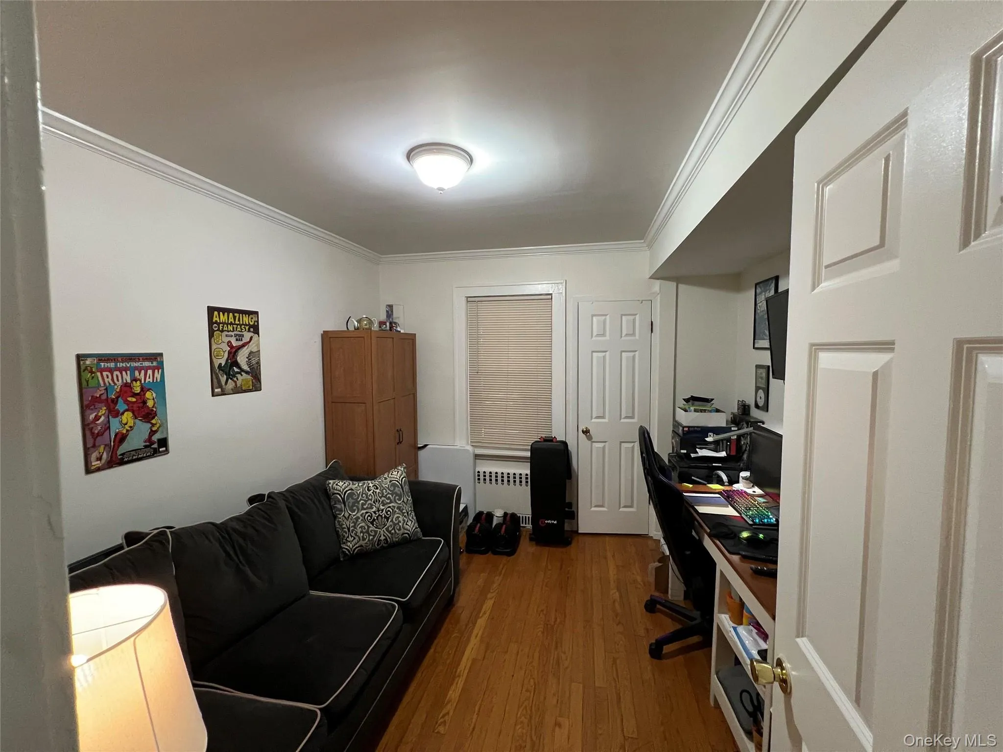 Home office or second bedroom. hardwood finished floors, and radiator Home office or second bedroom. hardwood finished floors, and radiator