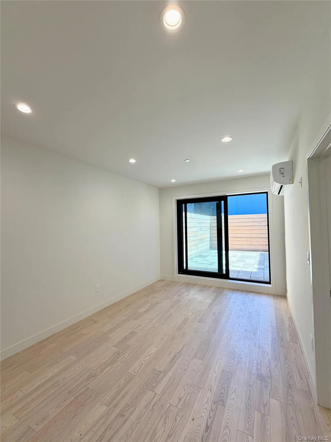 40-09 29th Street, New York, NY, 1 Bedroom Bedrooms, 3 Rooms Rooms,1 BathroomBathrooms,Residential Lease,Idx,29th,0,934333 40-09 29th Street, New York, NY, 1 Bedroom Bedrooms, 3 Rooms Rooms,1 BathroomBathrooms,Residential Lease,Idx,29th,0,934333