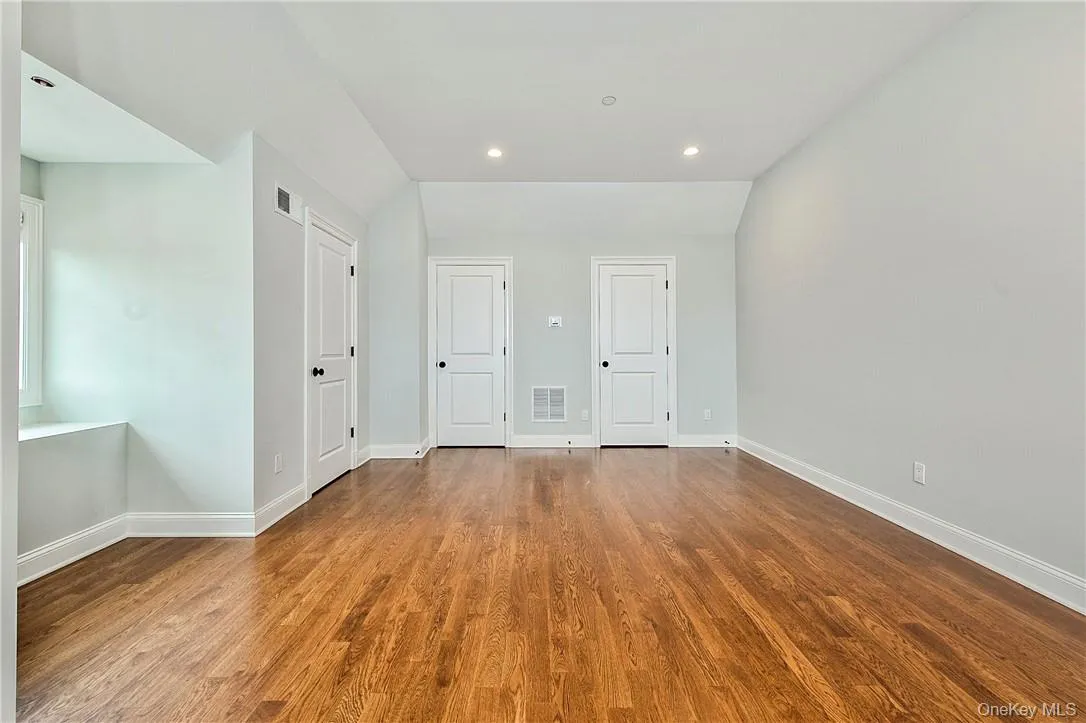 THIRD FLOOR WITH INFINITE POSSIBILITIES THIRD FLOOR WITH INFINITE POSSIBILITIES