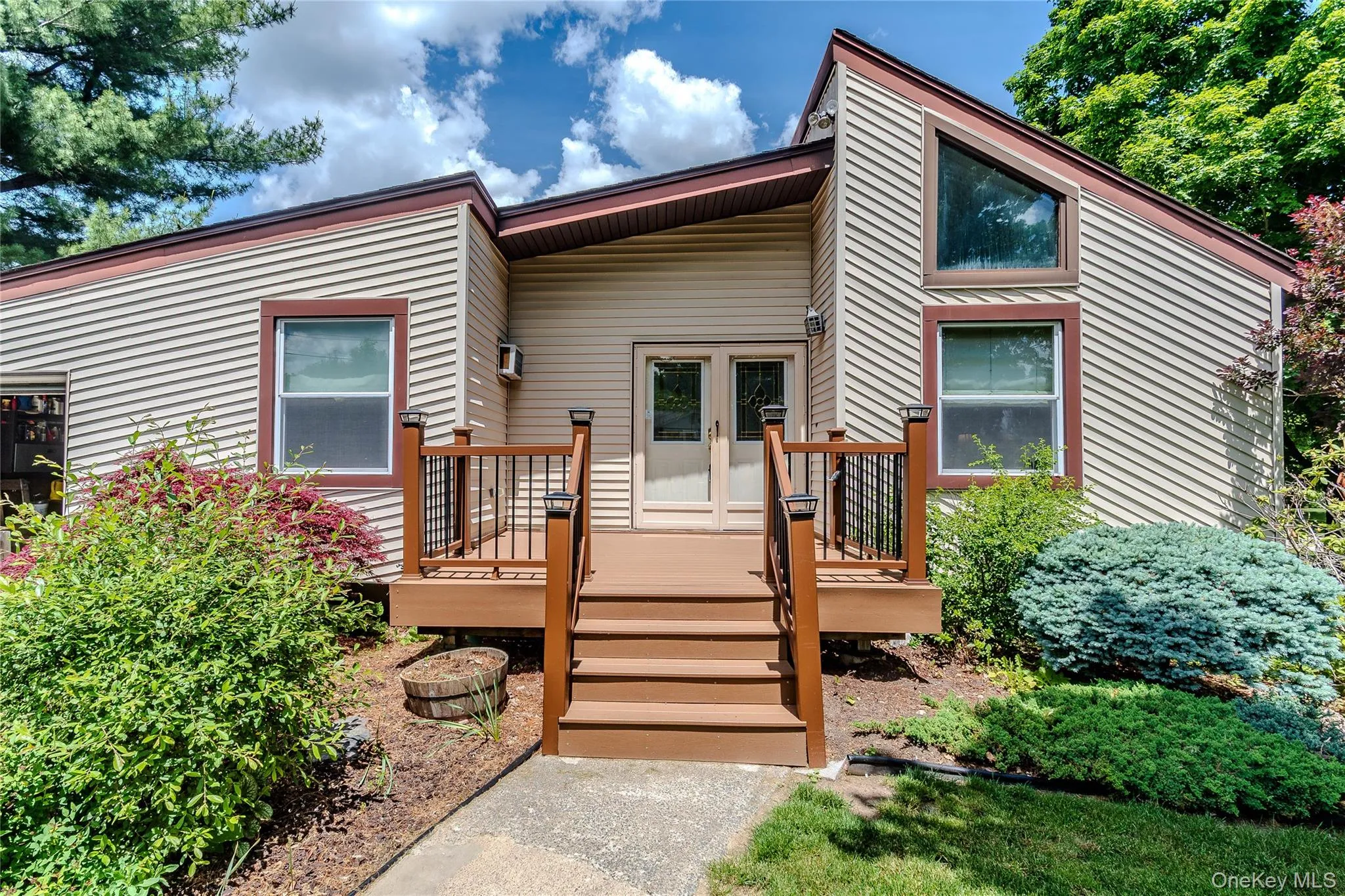 20 Cherrywood Drive, Goshen, NY, 3 Bedrooms Bedrooms, 8 Rooms Rooms,2 BathroomsBathrooms,Residential,For Rent,Cherrywood,0,934484 20 Cherrywood Drive, Goshen, NY, 3 Bedrooms Bedrooms, 8 Rooms Rooms,2 BathroomsBathrooms,Residential,For Rent,Cherrywood,0,934484