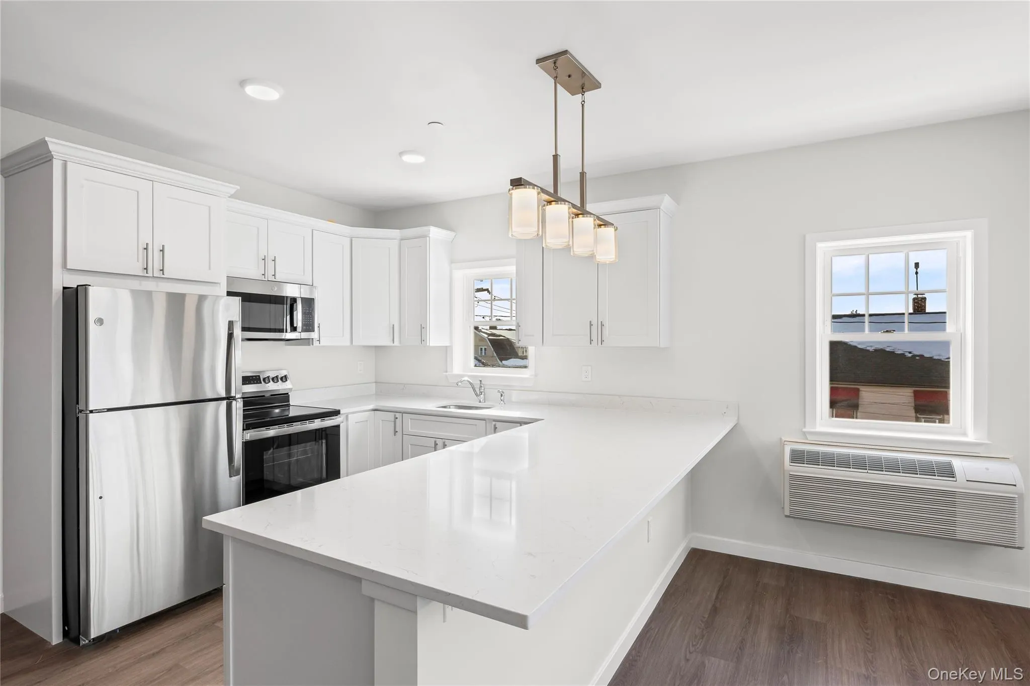 227 4th Avenue, Islip, NY, 1 Bedroom Bedrooms, 3 Rooms Rooms,1 BathroomBathrooms,Residential Lease,For Rent,4th,0,934524 227 4th Avenue, Islip, NY, 1 Bedroom Bedrooms, 3 Rooms Rooms,1 BathroomBathrooms,Residential Lease,For Rent,4th,0,934524