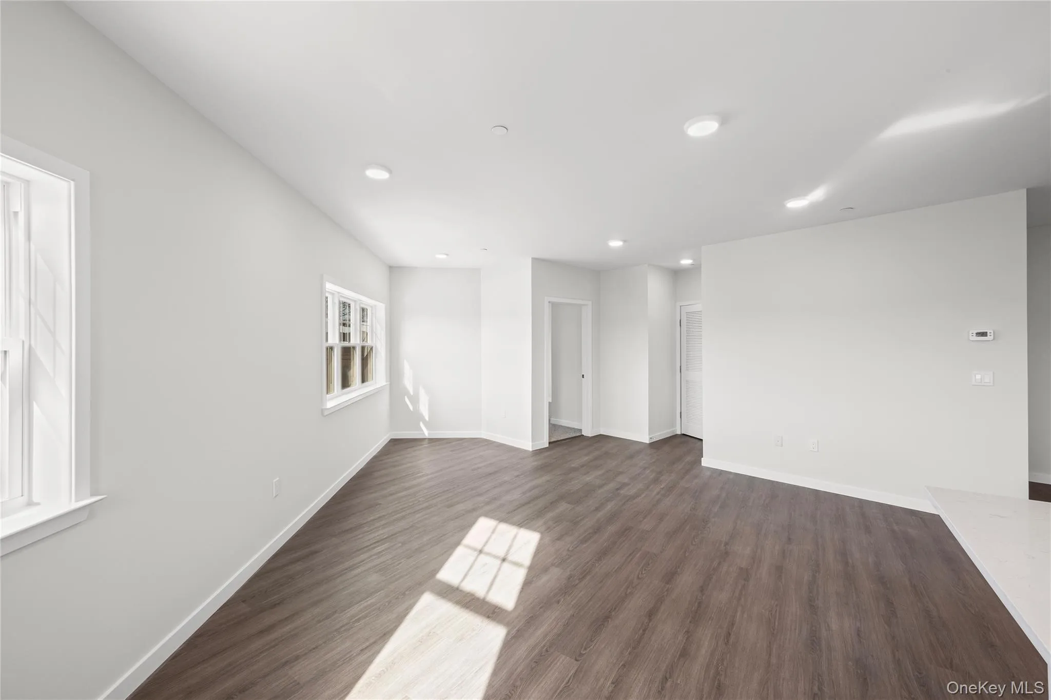 227 4th Avenue, Islip, NY, 1 Bedroom Bedrooms, 3 Rooms Rooms,1 BathroomBathrooms,Residential Lease,For Rent,4th,0,934524 227 4th Avenue, Islip, NY, 1 Bedroom Bedrooms, 3 Rooms Rooms,1 BathroomBathrooms,Residential Lease,For Rent,4th,0,934524