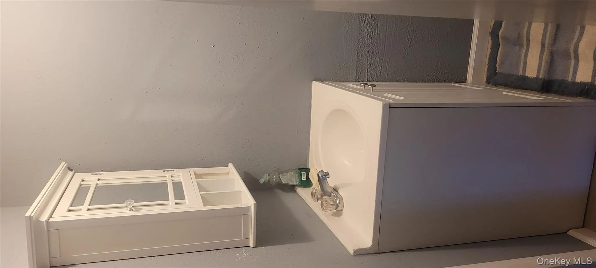 Bathroom with vanity Bathroom with vanity