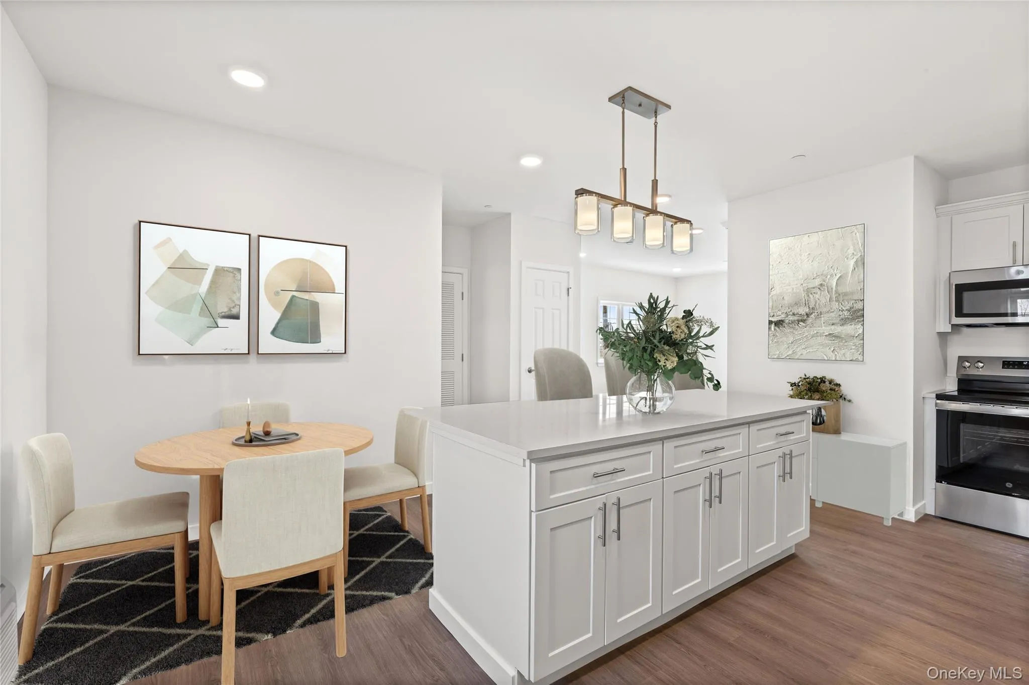 227 4th Avenue, Islip, NY, 1 Bedroom Bedrooms, 3 Rooms Rooms,1 BathroomBathrooms,Residential Lease,For Rent,4th,0,934583 227 4th Avenue, Islip, NY, 1 Bedroom Bedrooms, 3 Rooms Rooms,1 BathroomBathrooms,Residential Lease,For Rent,4th,0,934583