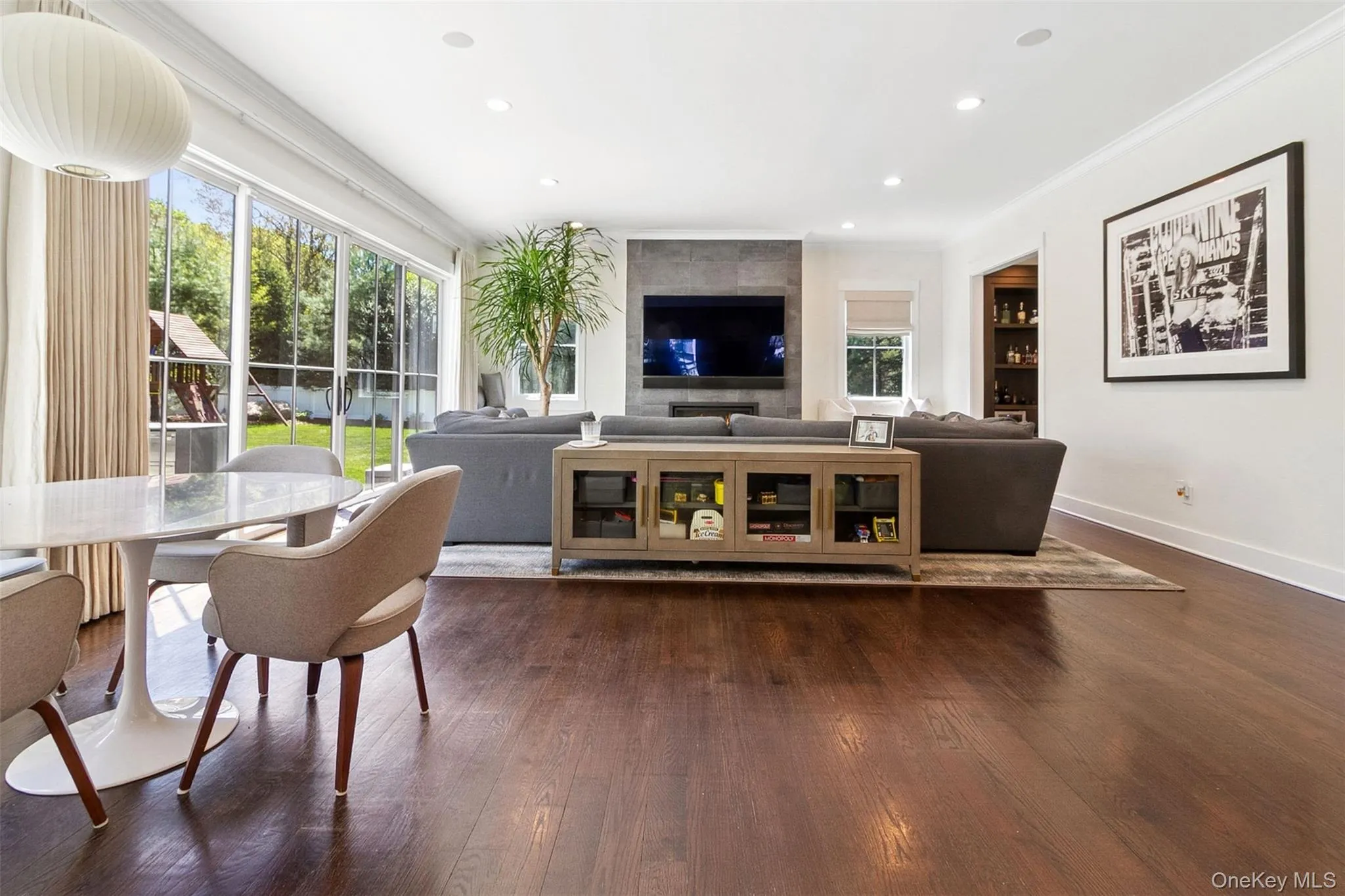 View to livng room from kitchen View to livng room from kitchen