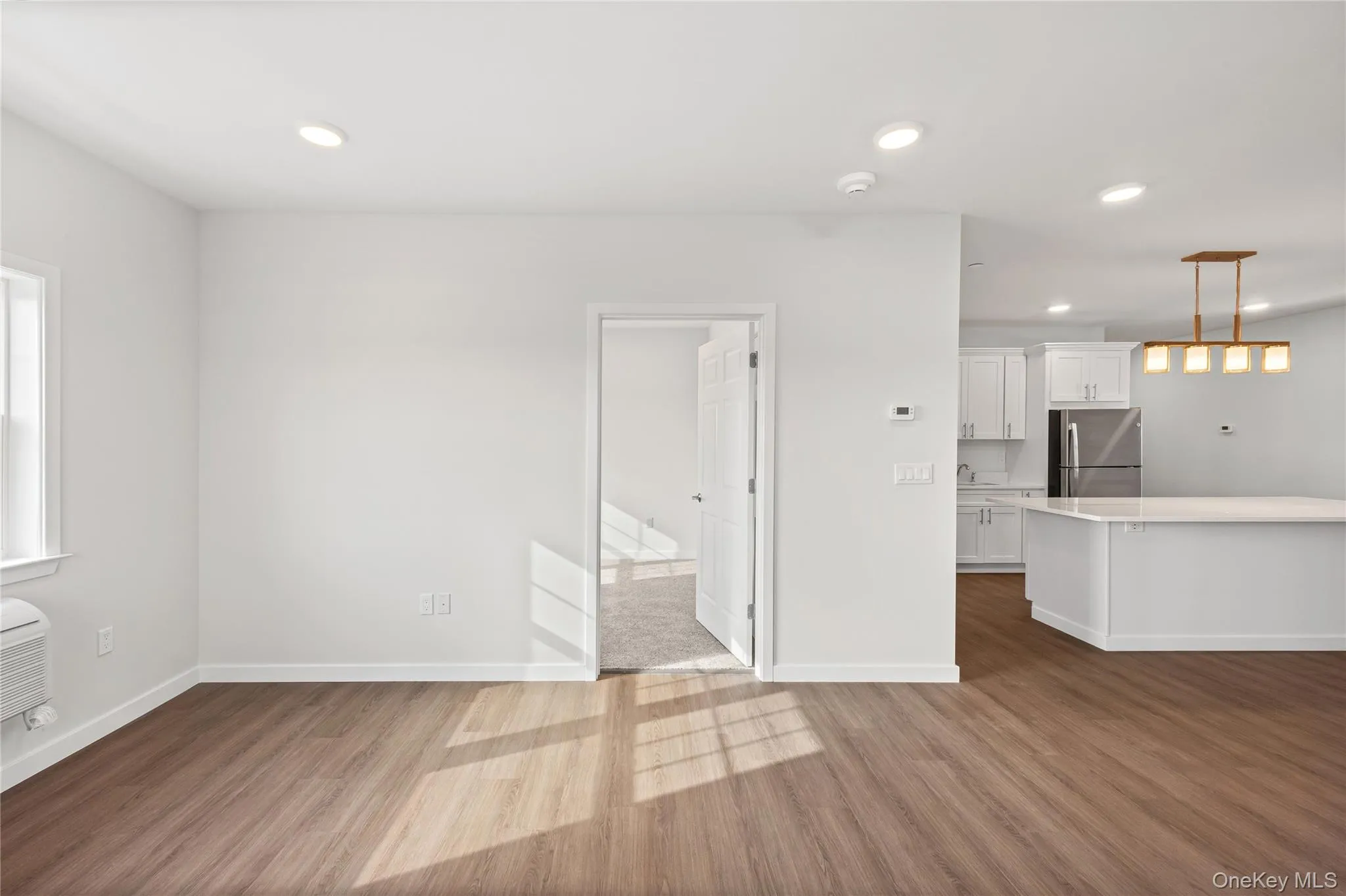 227 4th Avenue, Islip, NY, 1 Bedroom Bedrooms, 3 Rooms Rooms,1 BathroomBathrooms,Residential Lease,For Rent,4th,0,934628 227 4th Avenue, Islip, NY, 1 Bedroom Bedrooms, 3 Rooms Rooms,1 BathroomBathrooms,Residential Lease,For Rent,4th,0,934628