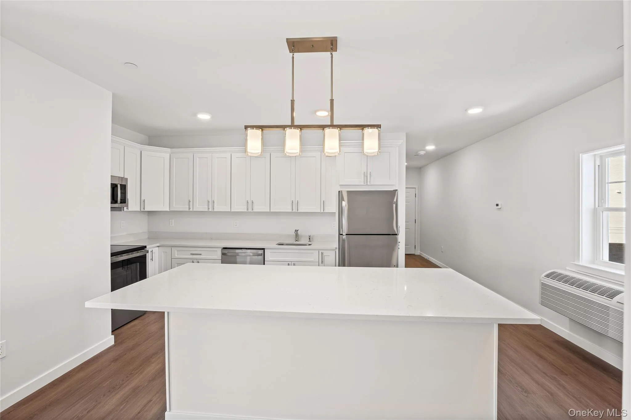 227 4th Avenue, Islip, NY, 1 Bedroom Bedrooms, 3 Rooms Rooms,1 BathroomBathrooms,Residential Lease,For Rent,4th,0,934628 227 4th Avenue, Islip, NY, 1 Bedroom Bedrooms, 3 Rooms Rooms,1 BathroomBathrooms,Residential Lease,For Rent,4th,0,934628