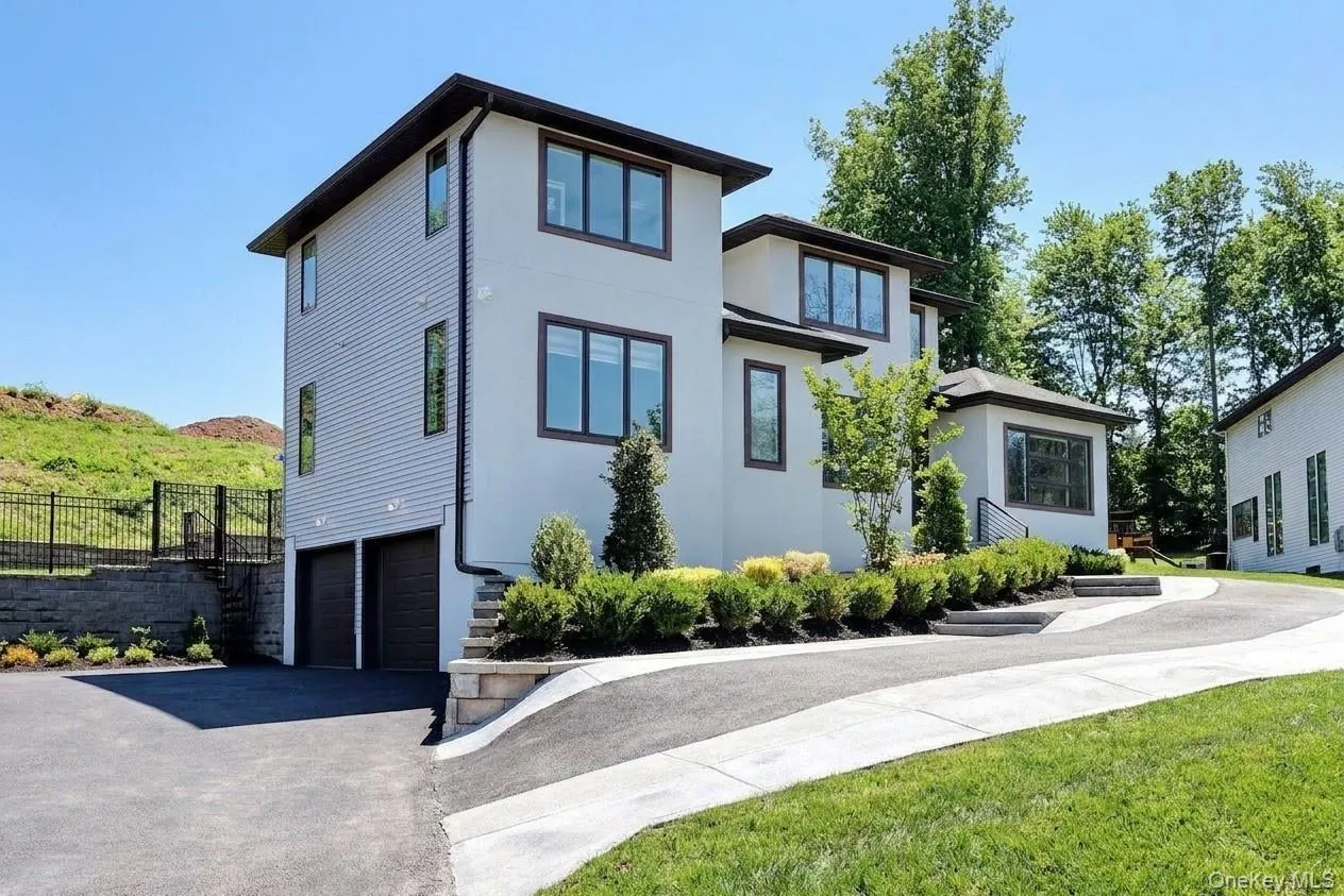 13 Autumn Court, Ramapo, NY, 6 Bedrooms Bedrooms, 17 Rooms Rooms,4 BathroomsBathrooms,Residential,For Rent,Autumn,0,934640 13 Autumn Court, Ramapo, NY, 6 Bedrooms Bedrooms, 17 Rooms Rooms,4 BathroomsBathrooms,Residential,For Rent,Autumn,0,934640