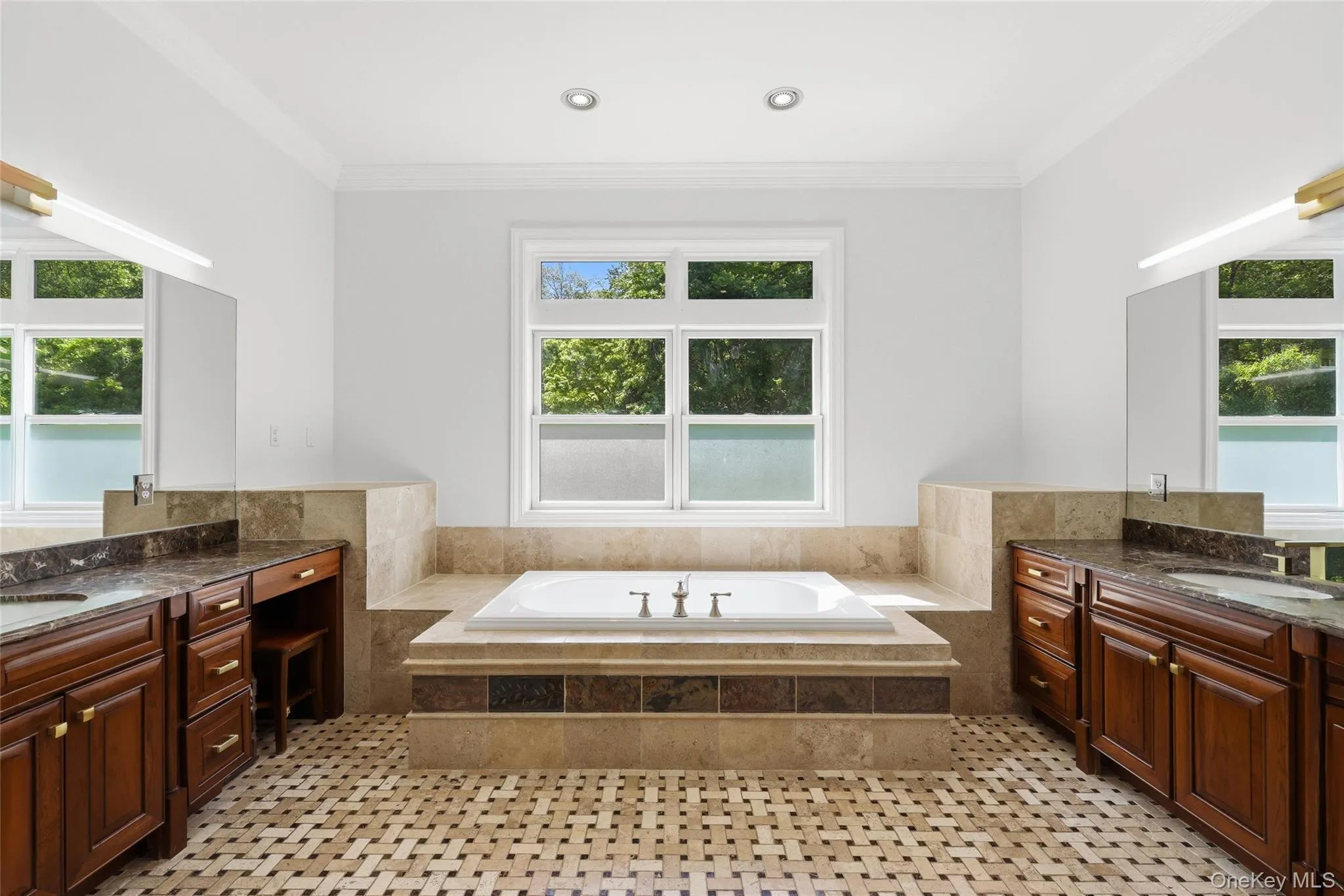 10 Hopes Farm Lane, North Castle, NY, 5 Bedrooms Bedrooms, 15 Rooms Rooms,5 BathroomsBathrooms,Residential,For Rent,Hopes Farm,0,934693 10 Hopes Farm Lane, North Castle, NY, 5 Bedrooms Bedrooms, 15 Rooms Rooms,5 BathroomsBathrooms,Residential,For Rent,Hopes Farm,0,934693