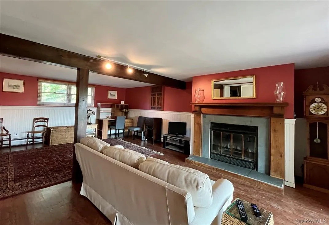 Lower level recreation room with fireplace Lower level recreation room with fireplace