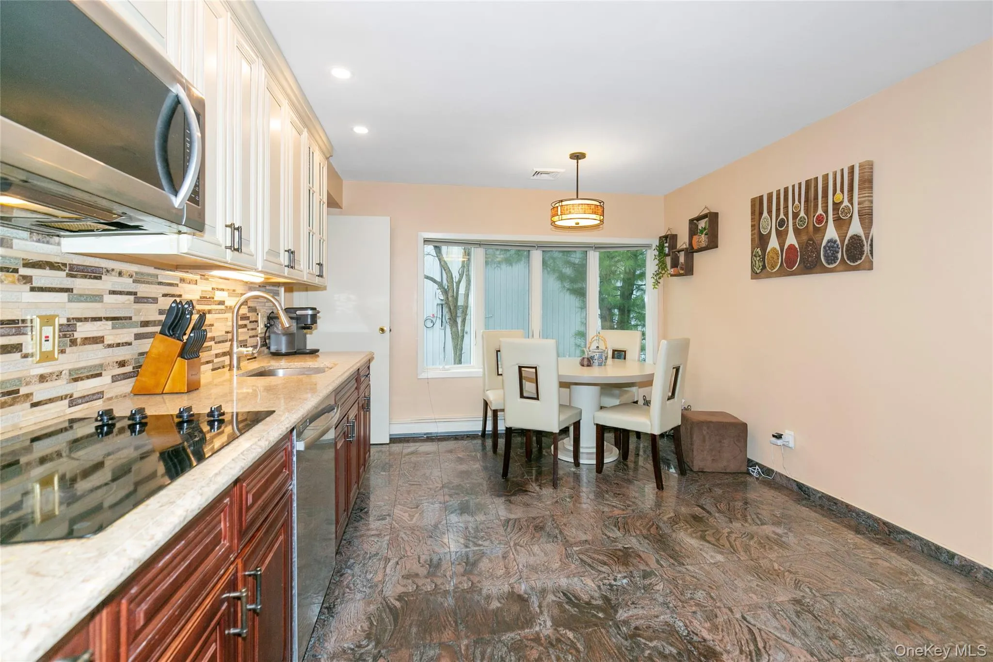 123 South Drive, North Hempstead, NY, 4 Bedrooms Bedrooms, 10 Rooms Rooms,3 BathroomsBathrooms,Residential Lease,Idx,South,0,934721 123 South Drive, North Hempstead, NY, 4 Bedrooms Bedrooms, 10 Rooms Rooms,3 BathroomsBathrooms,Residential Lease,Idx,South,0,934721