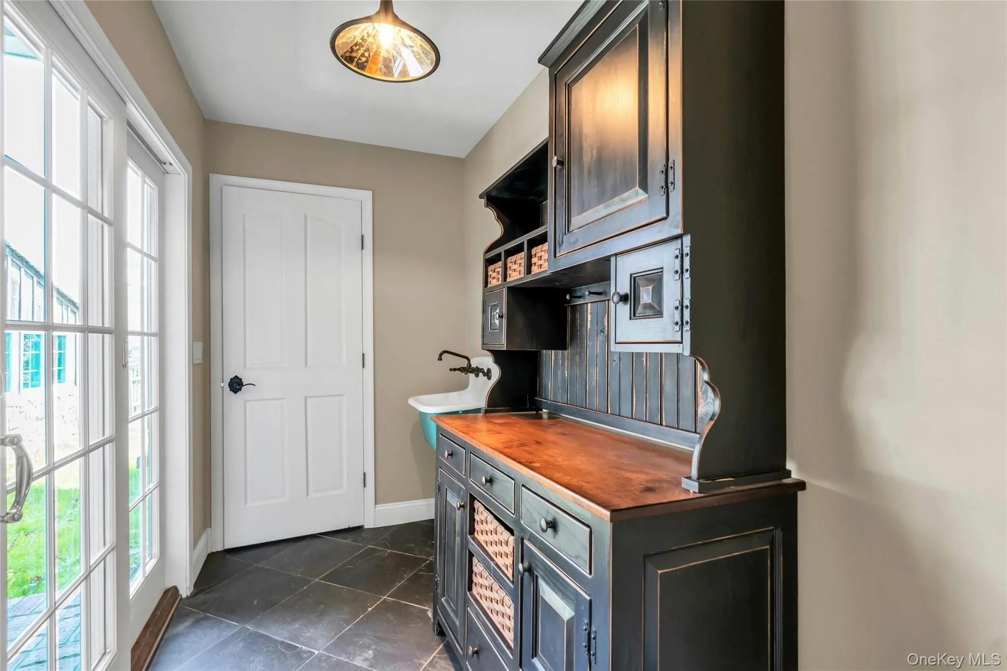 249 Gerritsen Avenue, Islip, NY, 3 Bedrooms Bedrooms, 14 Rooms Rooms,3 BathroomsBathrooms,Residential,For Rent,Gerritsen,0,934770 249 Gerritsen Avenue, Islip, NY, 3 Bedrooms Bedrooms, 14 Rooms Rooms,3 BathroomsBathrooms,Residential,For Rent,Gerritsen,0,934770