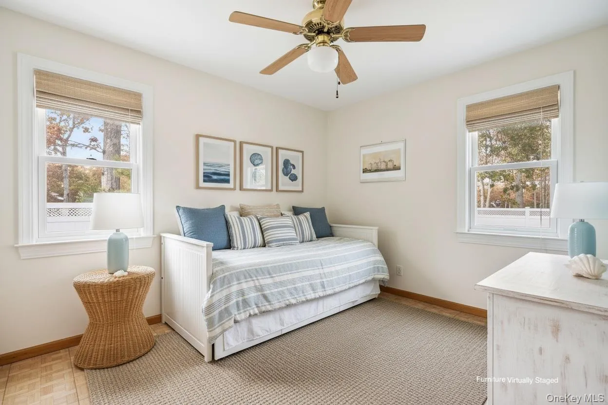 21 Woodridge Road, Southampton, New York 11946