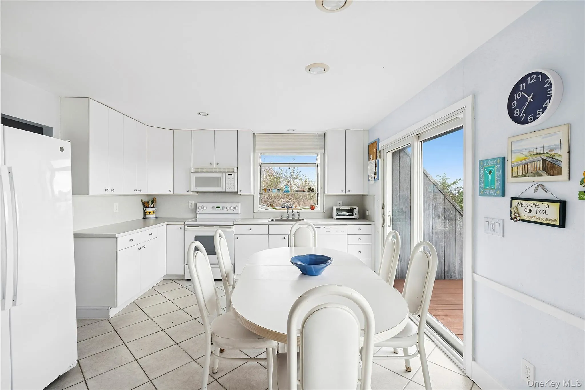 542 Dune Road, Southampton, NY, 4 Bedrooms Bedrooms, 8 Rooms Rooms,2 BathroomsBathrooms,Residential,For Rent,Dune,0,934877 542 Dune Road, Southampton, NY, 4 Bedrooms Bedrooms, 8 Rooms Rooms,2 BathroomsBathrooms,Residential,For Rent,Dune,0,934877