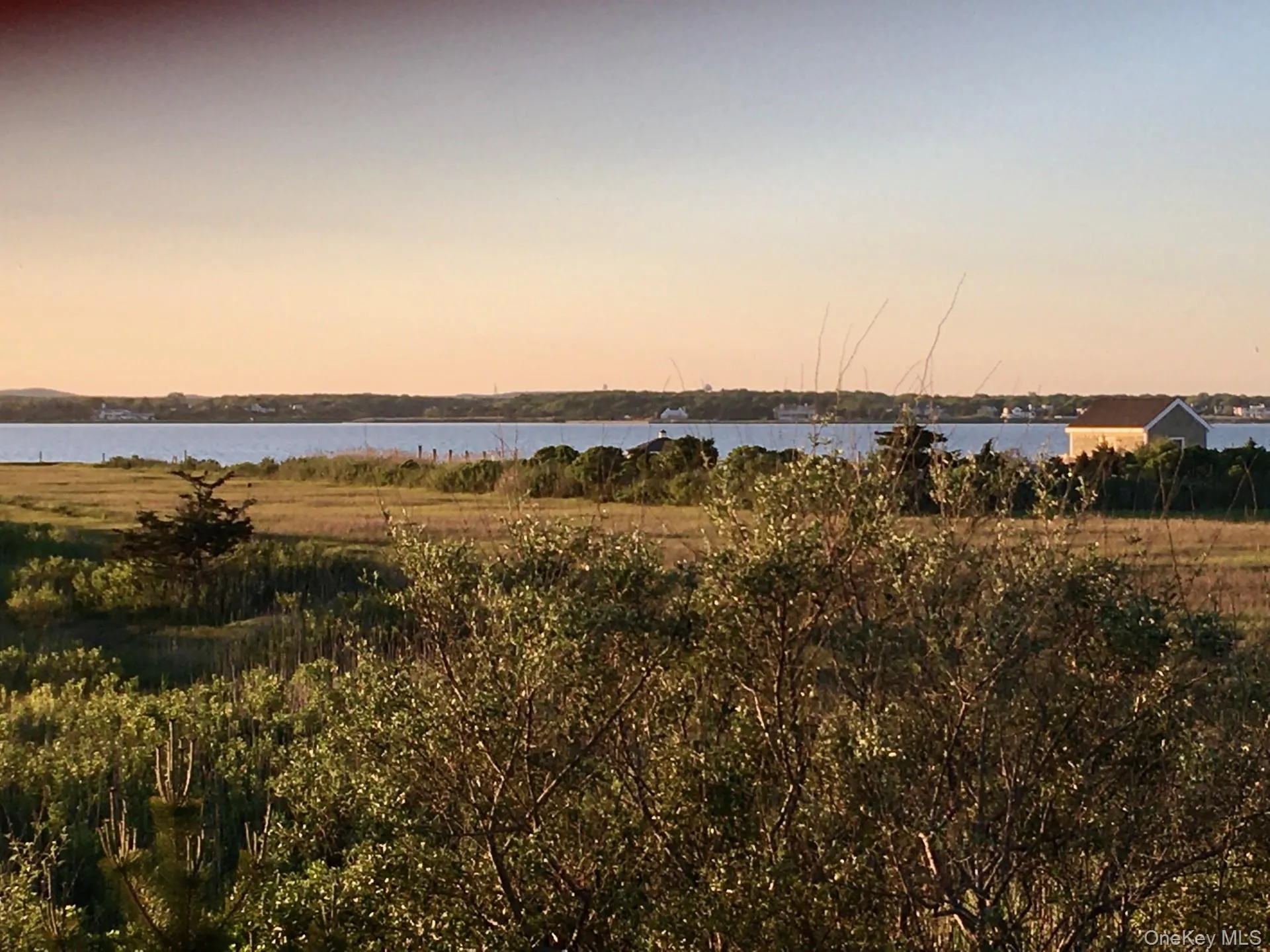542 Dune Road, Southampton, NY, 4 Bedrooms Bedrooms, 8 Rooms Rooms,2 BathroomsBathrooms,Residential,For Rent,Dune,0,934877 542 Dune Road, Southampton, NY, 4 Bedrooms Bedrooms, 8 Rooms Rooms,2 BathroomsBathrooms,Residential,For Rent,Dune,0,934877