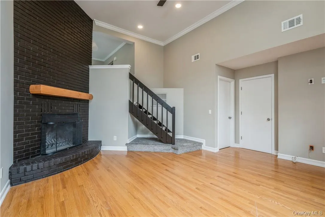 27 The Knolls, Warwick (town), NY, 1 Bedroom Bedrooms, 5 Rooms Rooms,1 BathroomBathrooms,Residential Lease,Idx,The,0,934879 27 The Knolls, Warwick (town), NY, 1 Bedroom Bedrooms, 5 Rooms Rooms,1 BathroomBathrooms,Residential Lease,Idx,The,0,934879