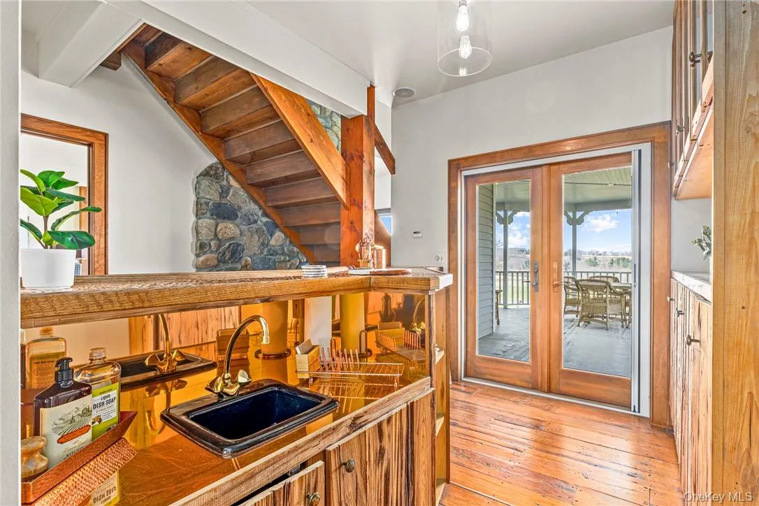 Wet Bar off Living Room Wet Bar off Living Room