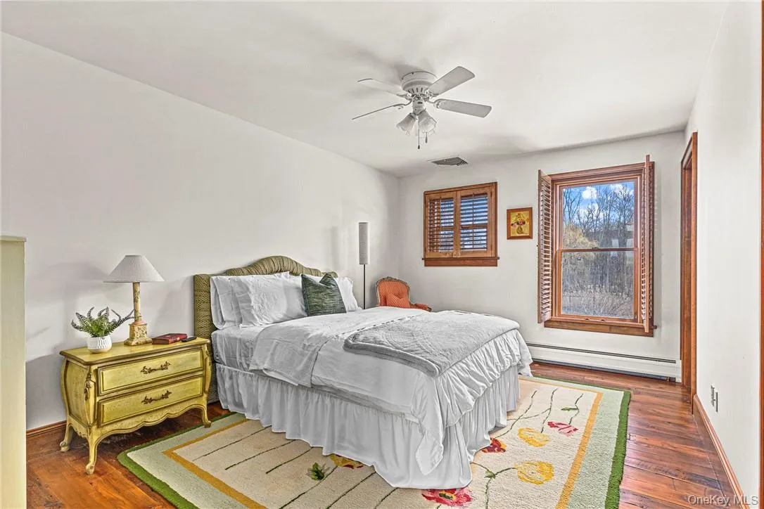 Queen Bed Ensuite Queen Bed Ensuite