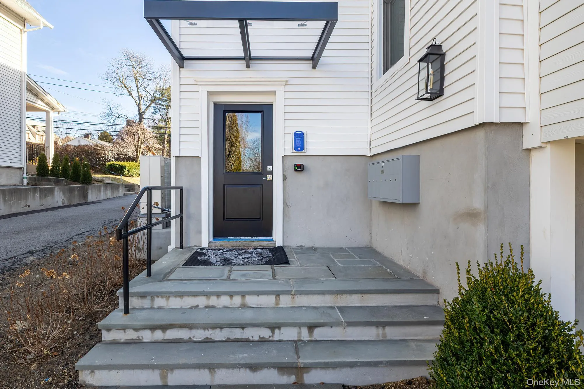 Entrance to property Entrance to property