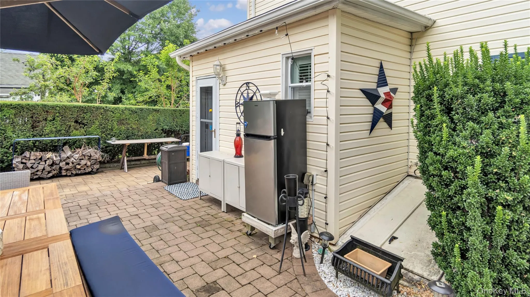 View of patio / terrace with outdoor dining space View of patio / terrace with outdoor dining space