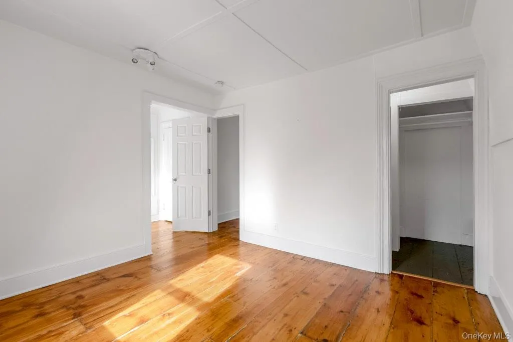 46 Voorhis Avenue, Clarkstown, NY, 1 Bedroom Bedrooms, 3 Rooms Rooms,1 BathroomBathrooms,Residential Lease,Idx,Voorhis,0,935038 46 Voorhis Avenue, Clarkstown, NY, 1 Bedroom Bedrooms, 3 Rooms Rooms,1 BathroomBathrooms,Residential Lease,Idx,Voorhis,0,935038