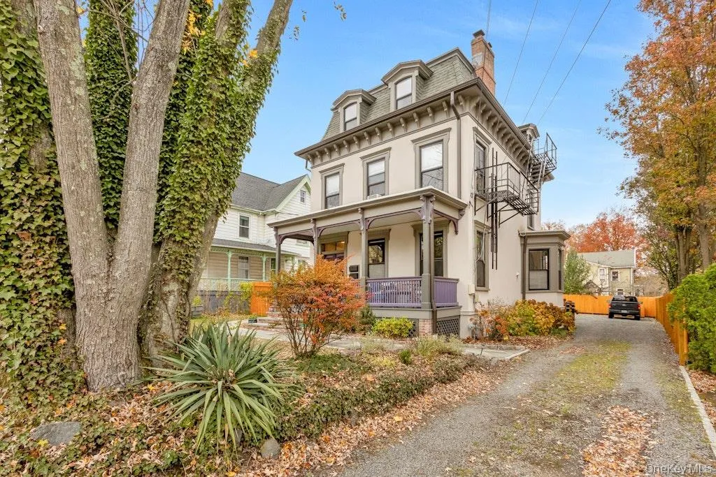 46 Voorhis Avenue, Clarkstown, NY, 1 Bedroom Bedrooms, 3 Rooms Rooms,1 BathroomBathrooms,Residential Lease,Idx,Voorhis,0,935038 46 Voorhis Avenue, Clarkstown, NY, 1 Bedroom Bedrooms, 3 Rooms Rooms,1 BathroomBathrooms,Residential Lease,Idx,Voorhis,0,935038