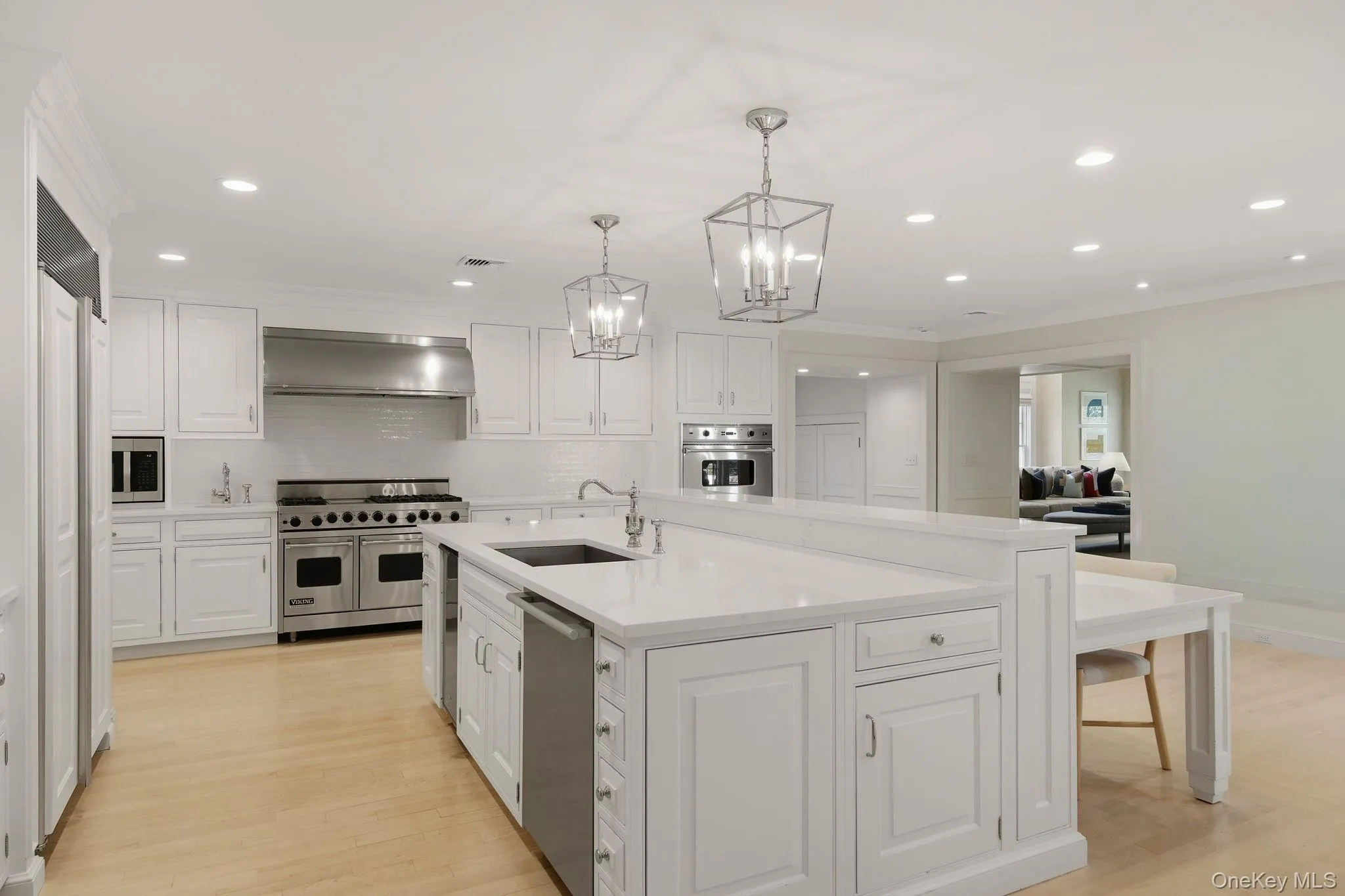 530 Chicken Valley Road, Oyster Bay, NY, 8 Bedrooms Bedrooms, 25 Rooms Rooms,6 BathroomsBathrooms,Residential Sale,For Rent,Chicken Valley,0,935076 530 Chicken Valley Road, Oyster Bay, NY, 8 Bedrooms Bedrooms, 25 Rooms Rooms,6 BathroomsBathrooms,Residential Sale,For Rent,Chicken Valley,0,935076