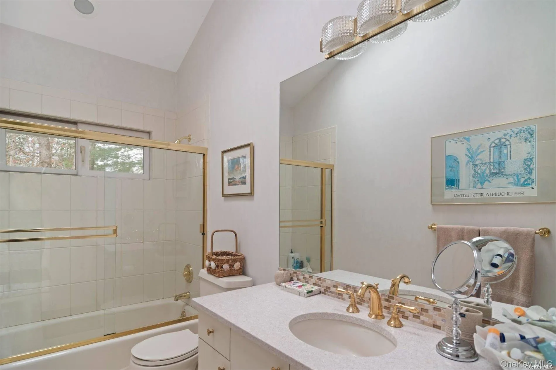 Guest Bathroom Guest Bathroom