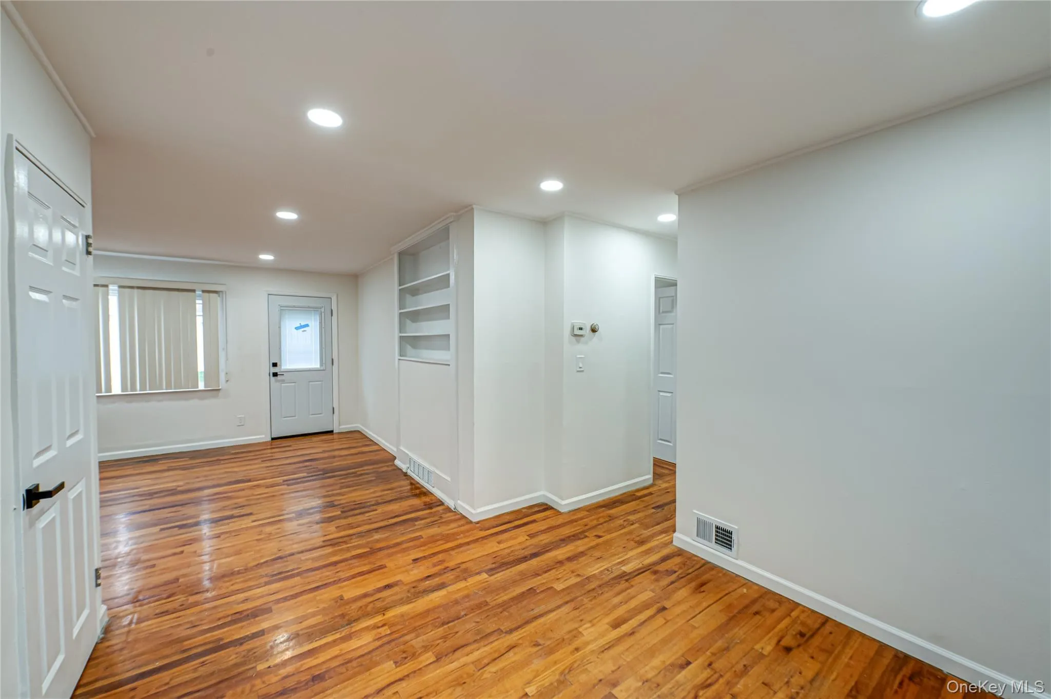 10 Gerhard Road, Oyster Bay, NY, 3 Bedrooms Bedrooms, 6 Rooms Rooms,2 BathroomsBathrooms,Residential Lease,Idx,Gerhard,0,935466 10 Gerhard Road, Oyster Bay, NY, 3 Bedrooms Bedrooms, 6 Rooms Rooms,2 BathroomsBathrooms,Residential Lease,Idx,Gerhard,0,935466