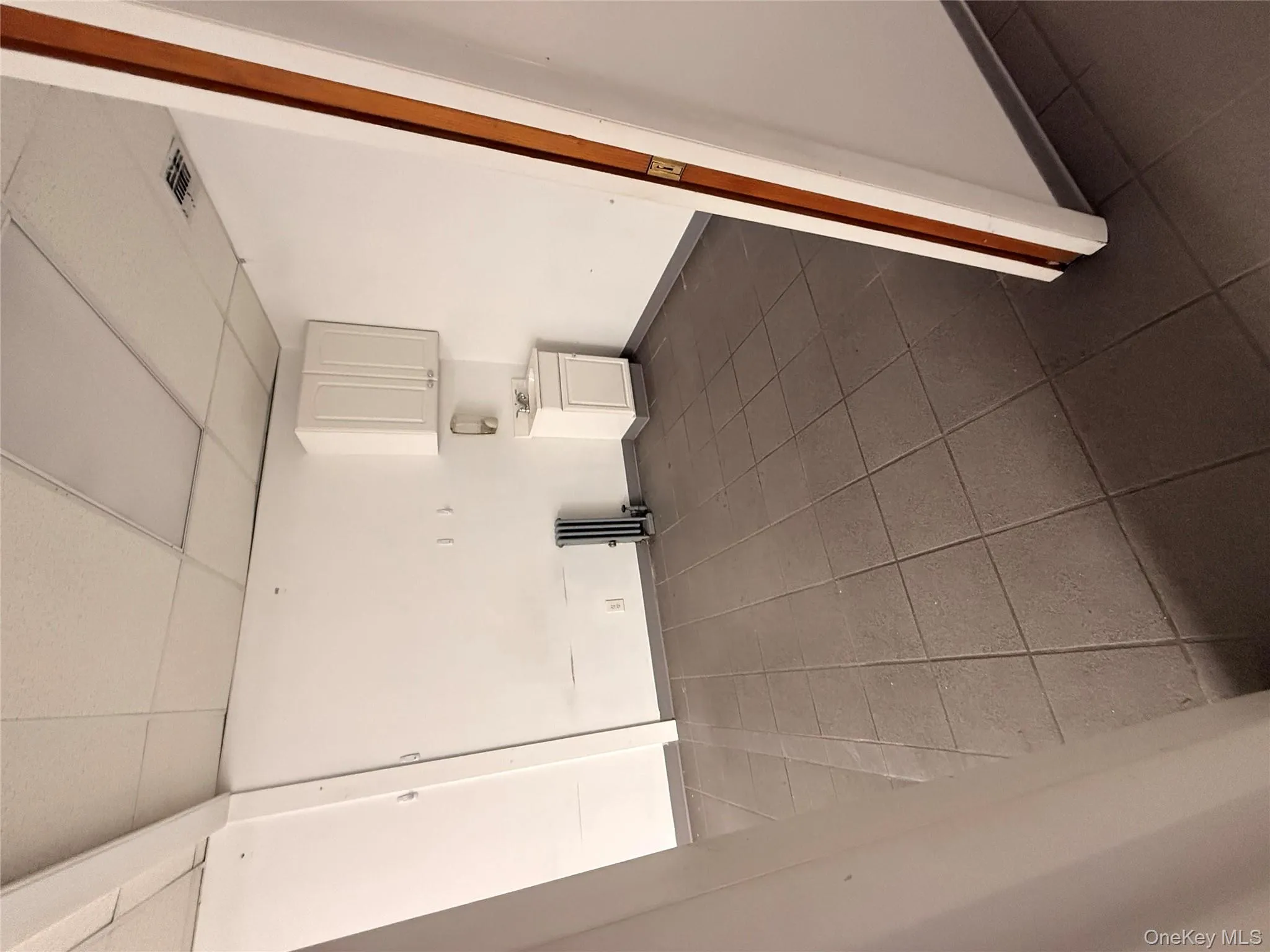 8620 Jamaica Avenue, New York, NY, 3 Rooms Rooms,1 BathroomBathrooms,Residential Lease,Idx,Jamaica,0,935472 8620 Jamaica Avenue, New York, NY, 3 Rooms Rooms,1 BathroomBathrooms,Residential Lease,Idx,Jamaica,0,935472