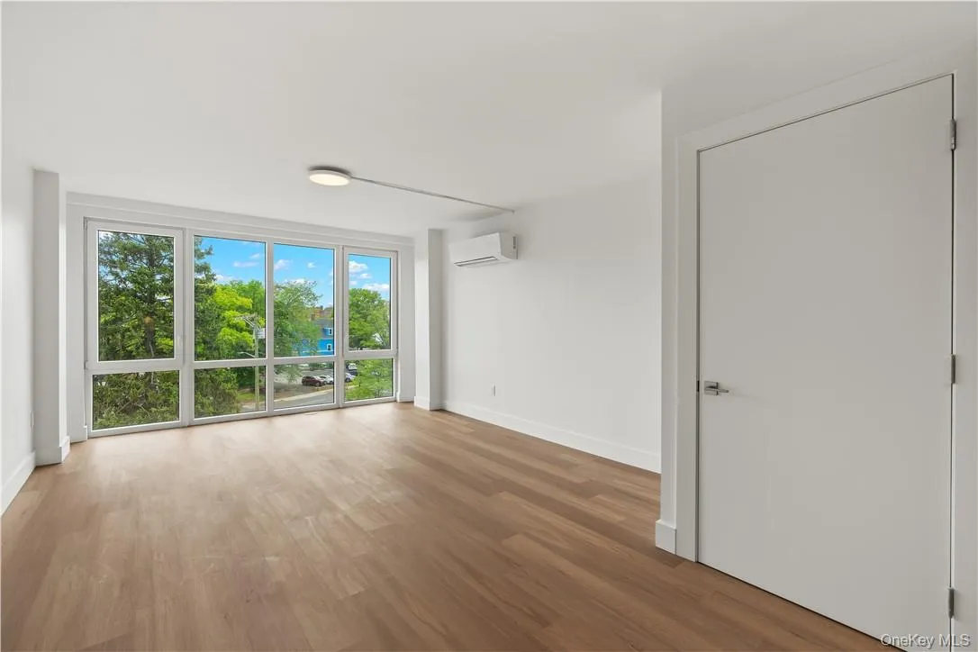 Ten Lyon Place, White Plains, NY, 2 Rooms Rooms,1 BathroomBathrooms,Residential Lease,Idx,Lyon,0,935495 Ten Lyon Place, White Plains, NY, 2 Rooms Rooms,1 BathroomBathrooms,Residential Lease,Idx,Lyon,0,935495