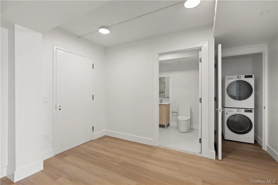 Ten Lyon Place, White Plains, NY, 1 Bedroom Bedrooms, 3 Rooms Rooms,1 BathroomBathrooms,Residential Lease,Idx,Lyon,0,935527 Ten Lyon Place, White Plains, NY, 1 Bedroom Bedrooms, 3 Rooms Rooms,1 BathroomBathrooms,Residential Lease,Idx,Lyon,0,935527