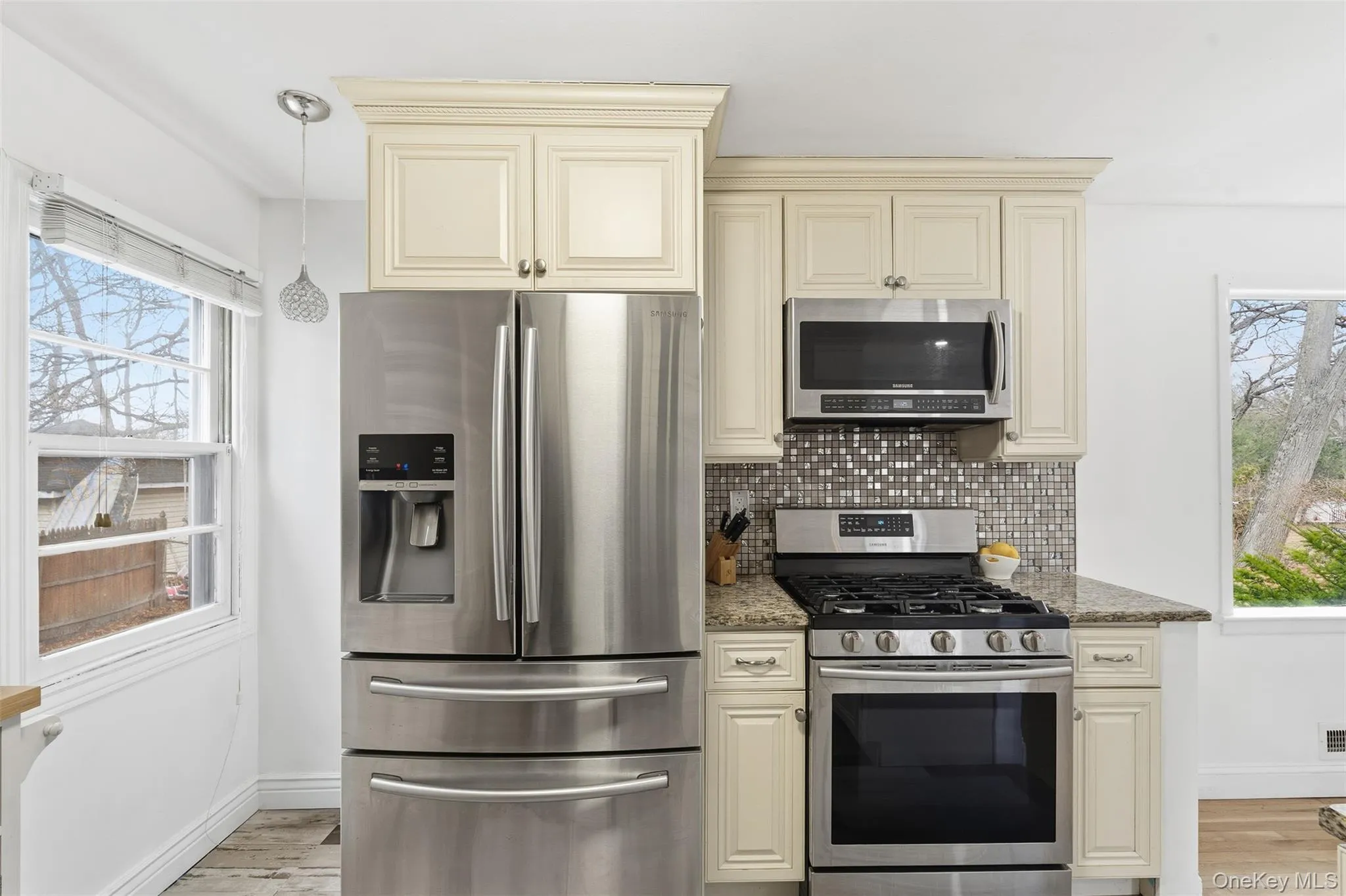 22 Hovenkamp Avenue, Clarkstown, NY, 3 Bedrooms Bedrooms, 8 Rooms Rooms,1 BathroomBathrooms,Residential,For Rent,Hovenkamp,0,935624 22 Hovenkamp Avenue, Clarkstown, NY, 3 Bedrooms Bedrooms, 8 Rooms Rooms,1 BathroomBathrooms,Residential,For Rent,Hovenkamp,0,935624