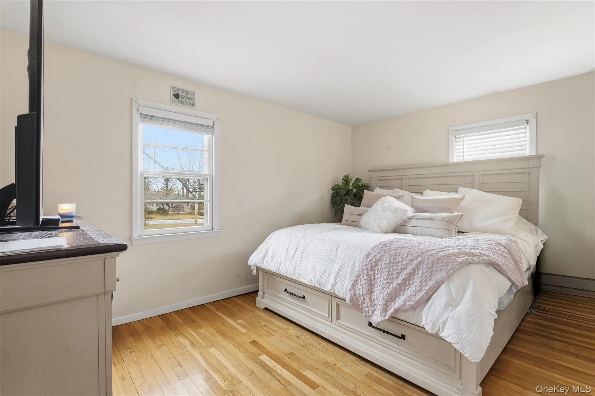22 Hovenkamp Avenue, Clarkstown, NY, 3 Bedrooms Bedrooms, 8 Rooms Rooms,1 BathroomBathrooms,Residential,For Rent,Hovenkamp,0,935624 22 Hovenkamp Avenue, Clarkstown, NY, 3 Bedrooms Bedrooms, 8 Rooms Rooms,1 BathroomBathrooms,Residential,For Rent,Hovenkamp,0,935624