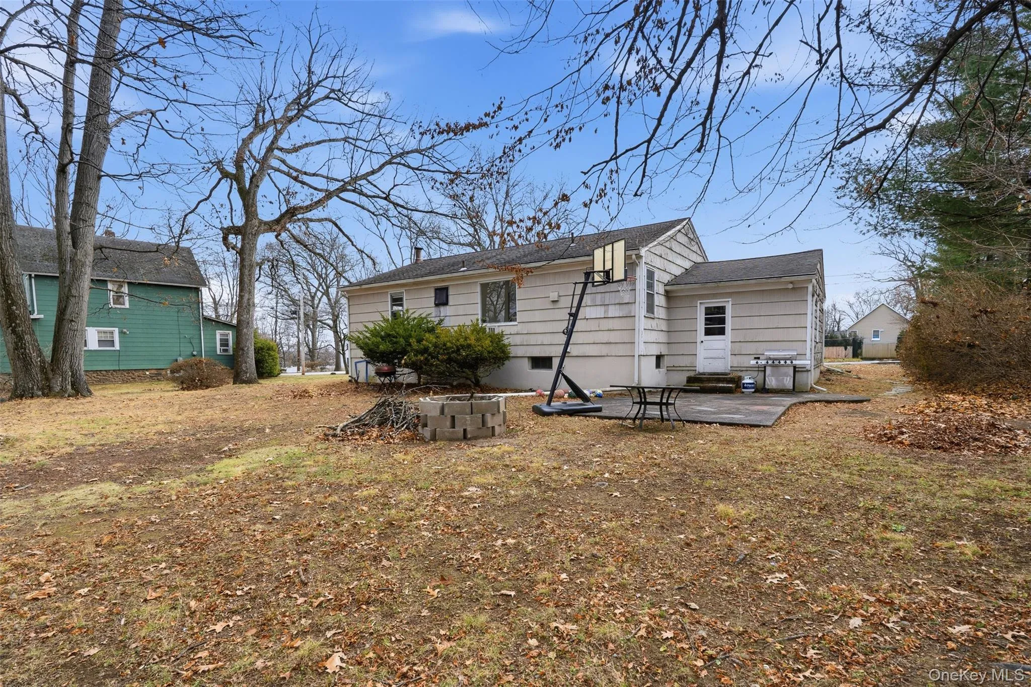 22 Hovenkamp Avenue, Clarkstown, NY, 3 Bedrooms Bedrooms, 8 Rooms Rooms,1 BathroomBathrooms,Residential,For Rent,Hovenkamp,0,935624 22 Hovenkamp Avenue, Clarkstown, NY, 3 Bedrooms Bedrooms, 8 Rooms Rooms,1 BathroomBathrooms,Residential,For Rent,Hovenkamp,0,935624