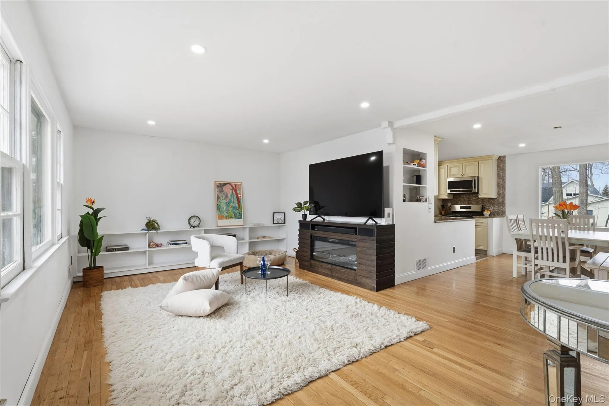 22 Hovenkamp Avenue, Clarkstown, NY, 3 Bedrooms Bedrooms, 8 Rooms Rooms,1 BathroomBathrooms,Residential,For Rent,Hovenkamp,0,935624 22 Hovenkamp Avenue, Clarkstown, NY, 3 Bedrooms Bedrooms, 8 Rooms Rooms,1 BathroomBathrooms,Residential,For Rent,Hovenkamp,0,935624