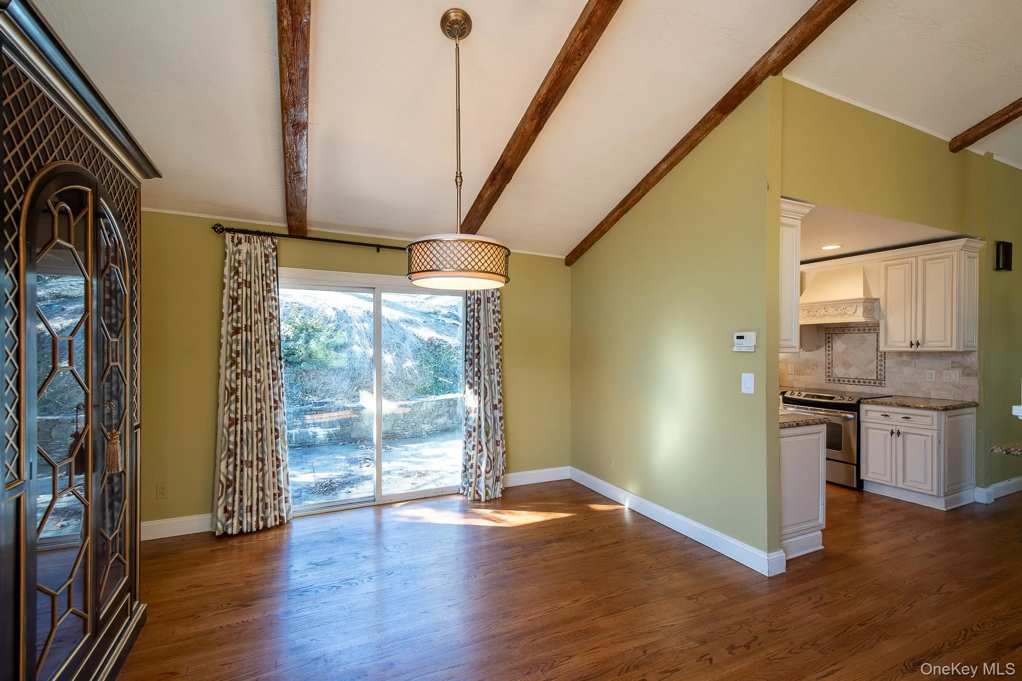 83 Edgepark Road, Greenburgh, NY, 3 Bedrooms Bedrooms, 10 Rooms Rooms,2 BathroomsBathrooms,Residential,For Rent,Edgepark,0,935685 83 Edgepark Road, Greenburgh, NY, 3 Bedrooms Bedrooms, 10 Rooms Rooms,2 BathroomsBathrooms,Residential,For Rent,Edgepark,0,935685